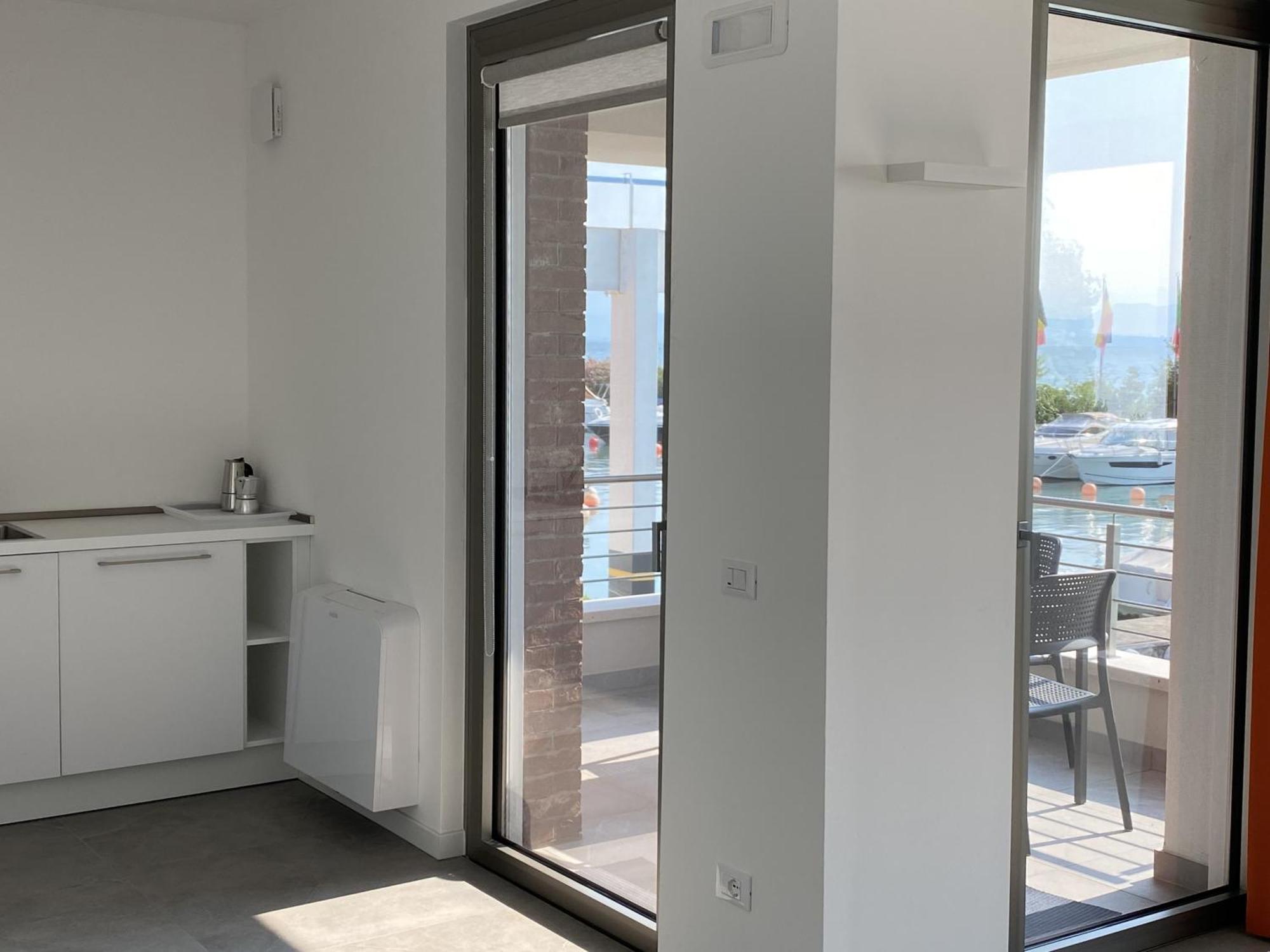 Sirmio Apartments - Darsena Stay ซีร์มิโอเน ภายนอก รูปภาพ