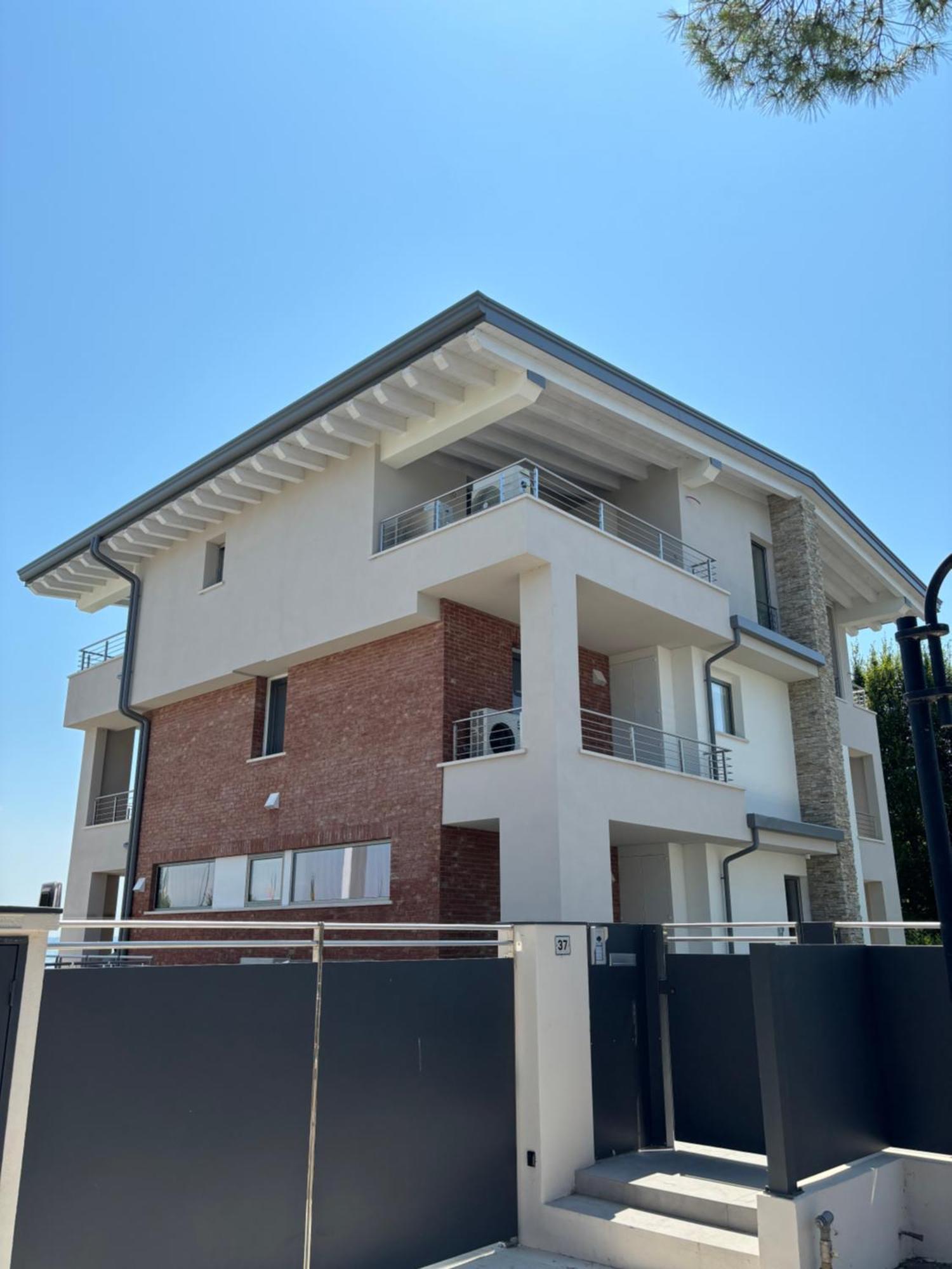 Sirmio Apartments - Darsena Stay ซีร์มิโอเน ภายนอก รูปภาพ